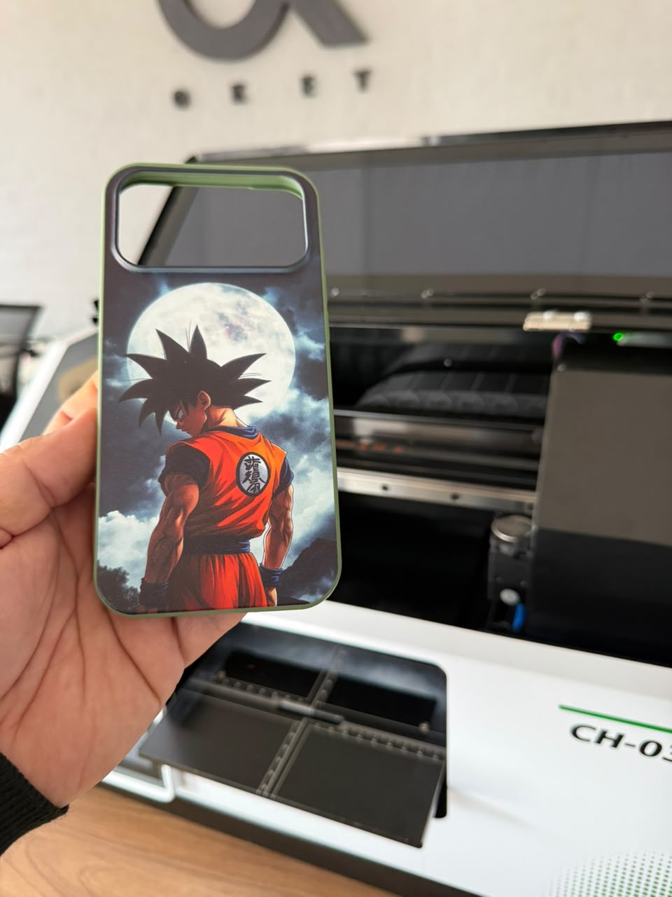 Funda personalizada frente a la CH-03